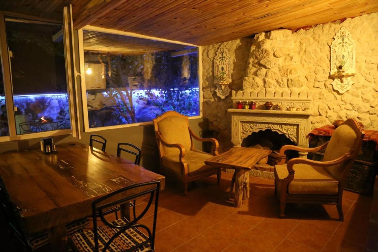 Hotel Philosophia Учисар Экстерьер фото
